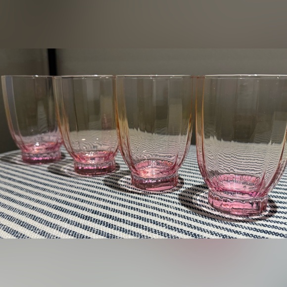 Anthropologie Olsen Pink Juice Glasses Set of 4 New Blush Pink Glassware - Picture 8 of 9